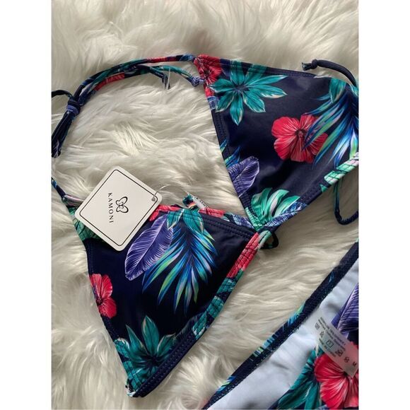Bikini Hawaii print size medium runs small nwt - Picture 5 of 9